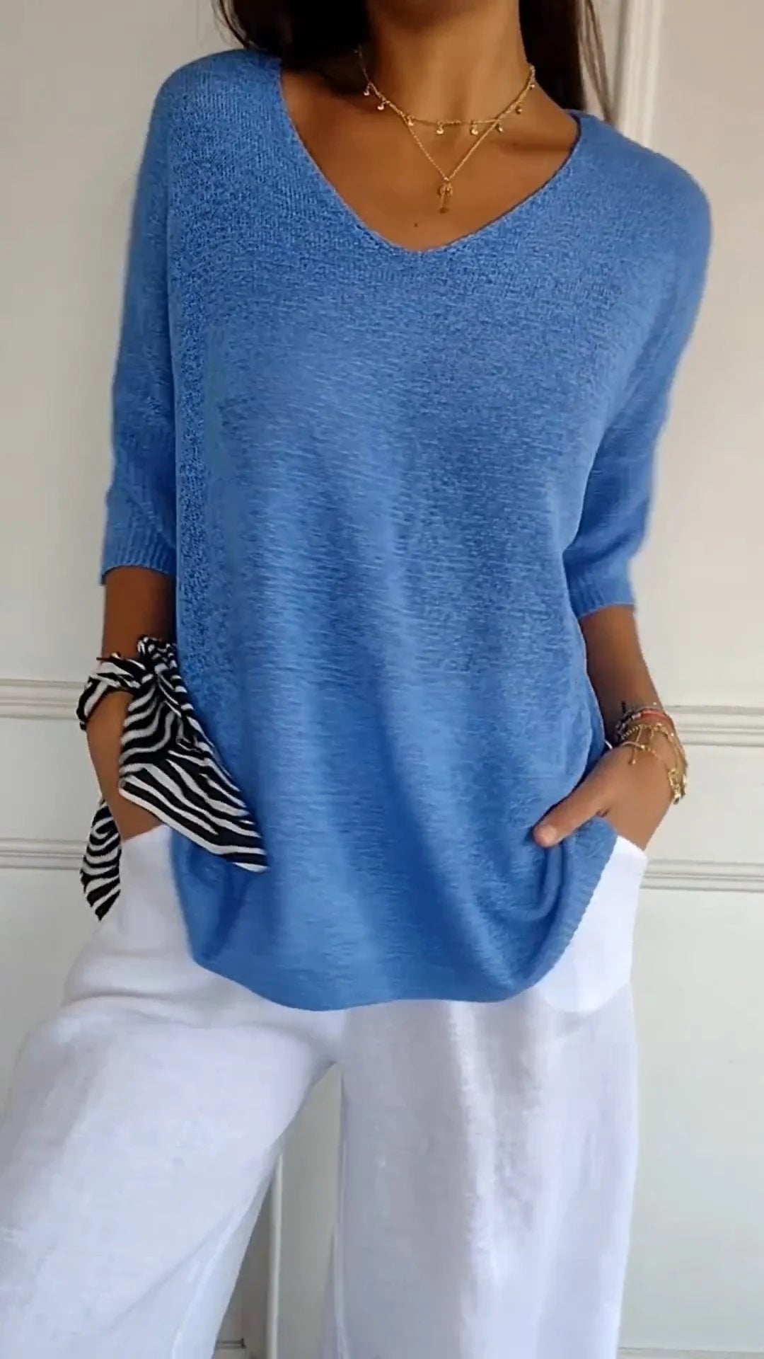 Pearl - Comfortable Soft V-neck Top