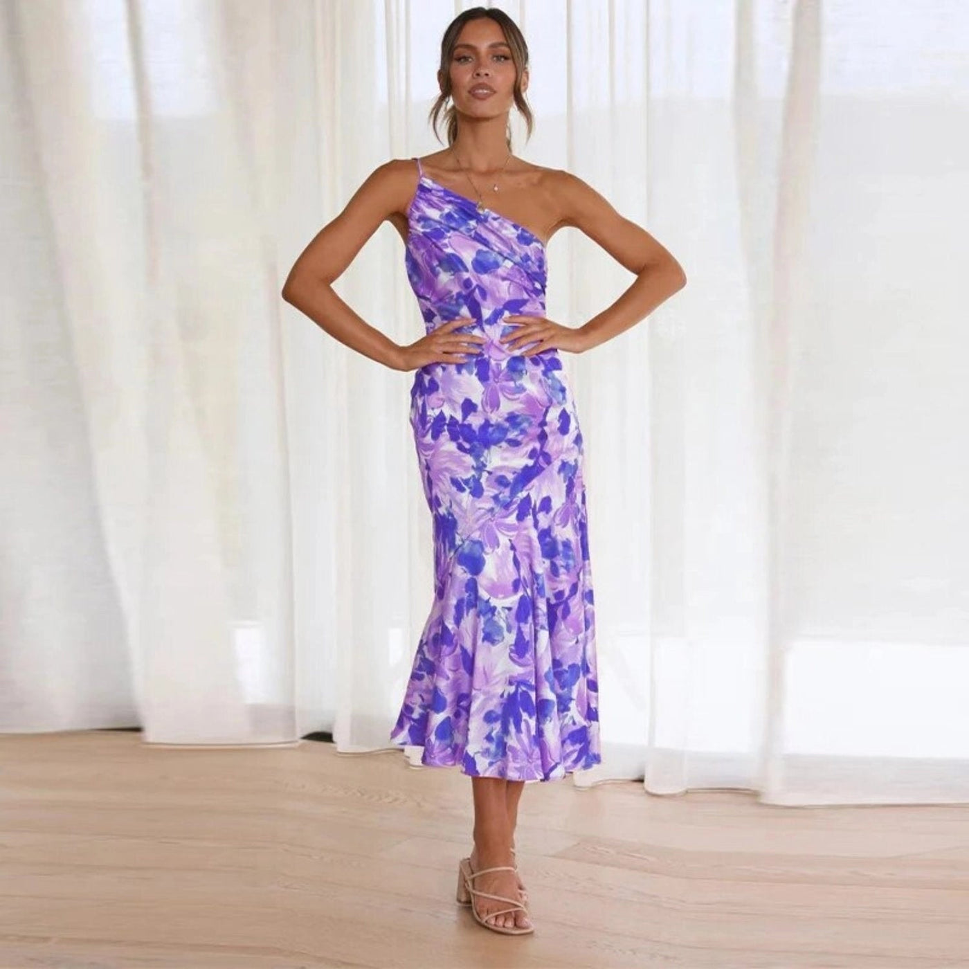 Sienna - Asymmetric Maxi Dress with Floral Pattern for Women