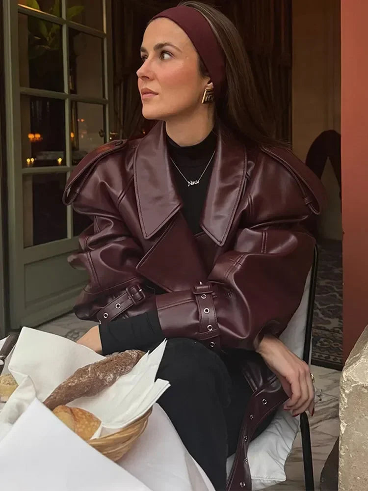 Clara™ – Elegant Leather Jacket