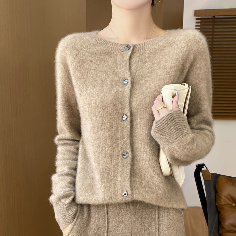 Aline - Cozy Knitted Cardigan