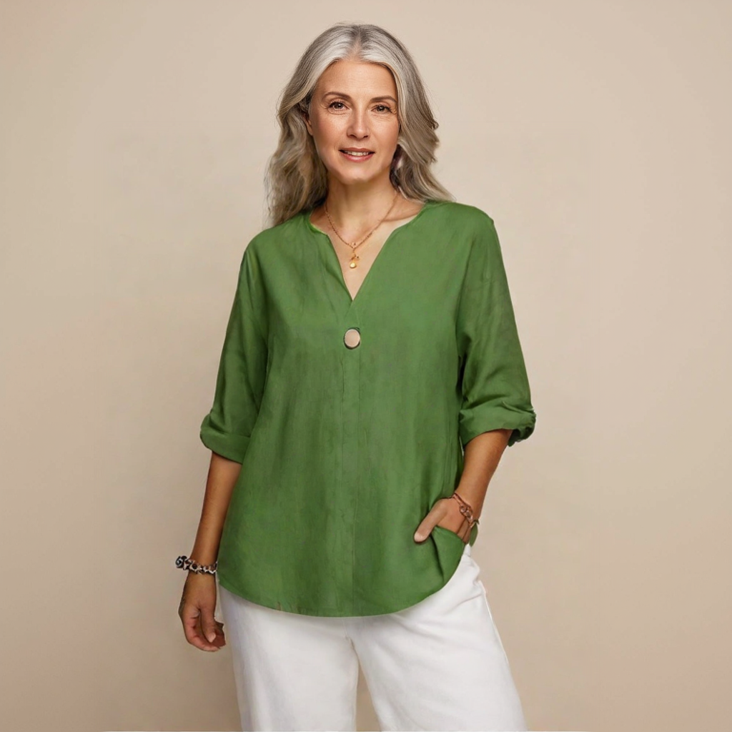 Yvonna - Chic Comfort Blouse