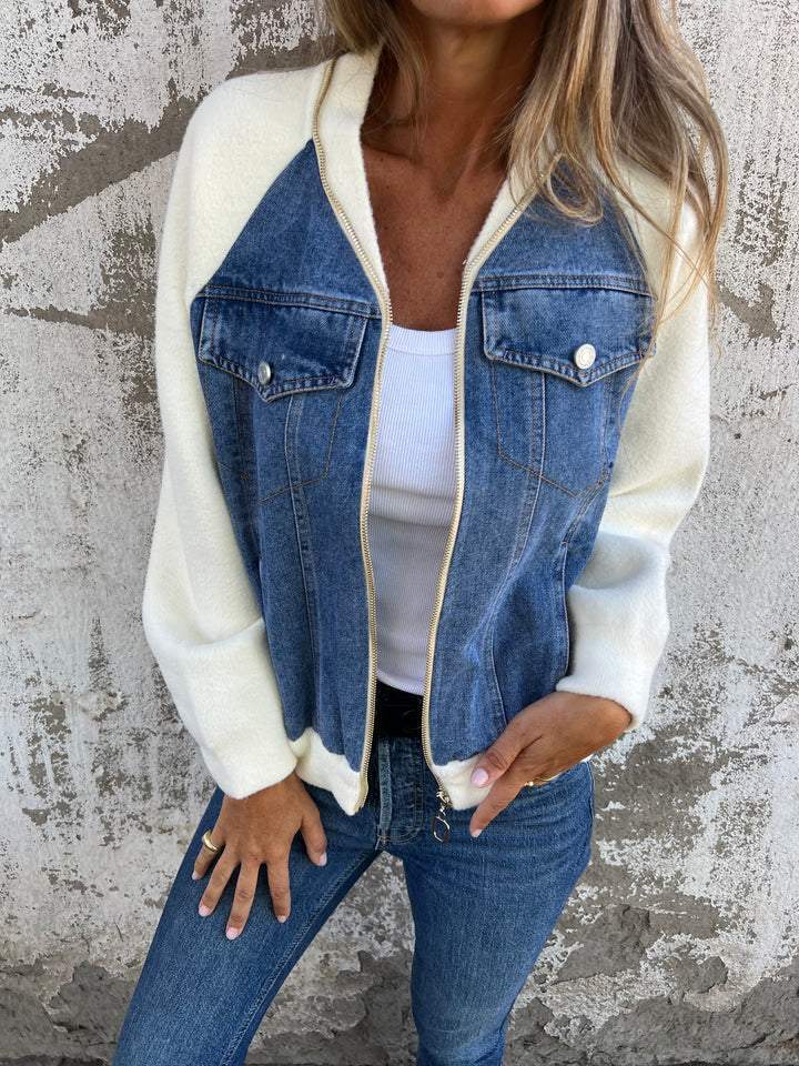 Zoe - Stylish Denim Jacket